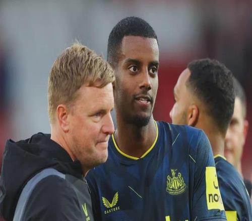 埃迪豪：伊萨克选择罢赛的那一刻，是我们师徒关系的转折点